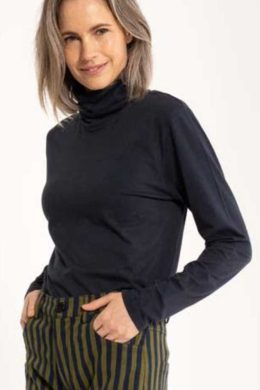 Danefae Danemanna Modal Rollneck Tee Black - La Vie en Rose Damesmode